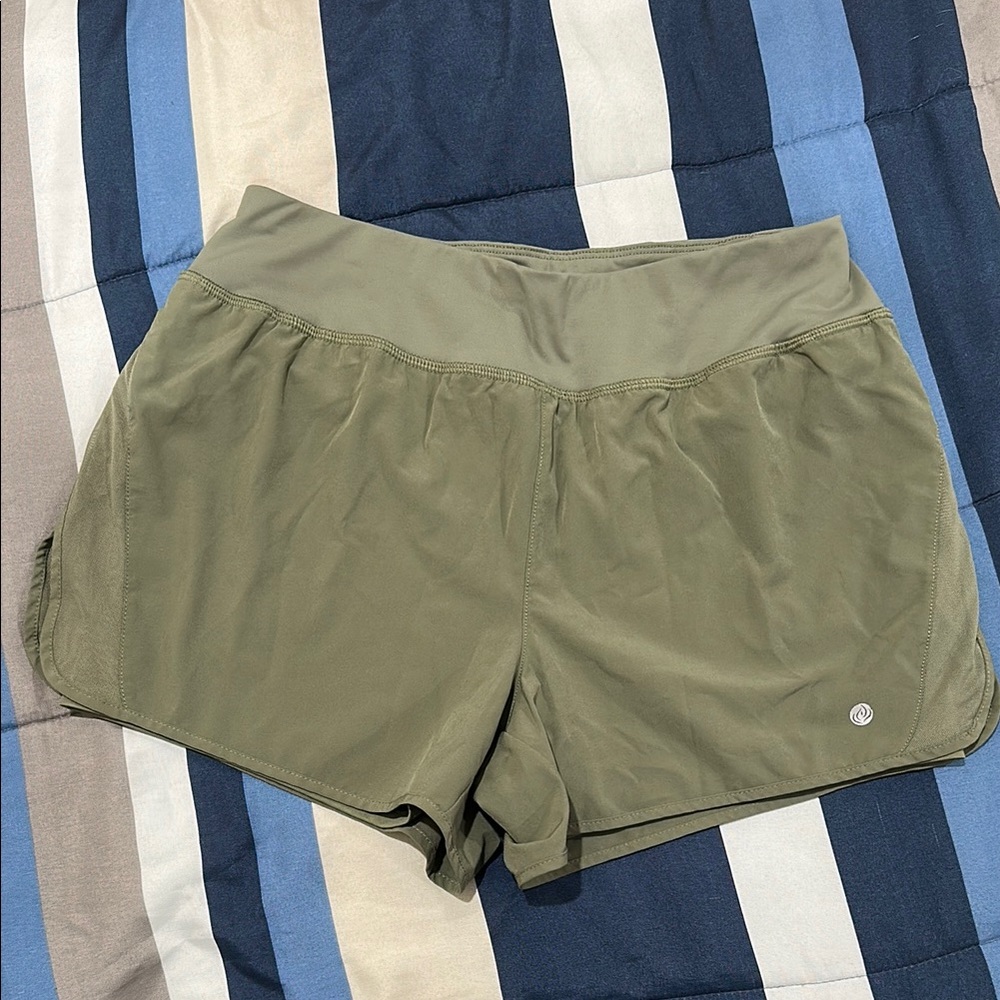 Apana Green Athletic Shorts Lightweight Breathable Design